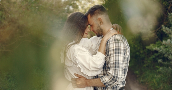 עייפות כרונית אחרי גיל 40: איך לשפר אנרגיה בלי קפאין